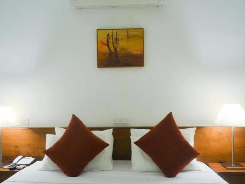 The Residence Hikkaduwa Ngoại thất bức ảnh